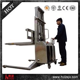 半電動(dòng)堆高車(chē)(不銹鋼寬腿) 半電動(dòng)堆高車(chē)(不銹鋼寬腿)