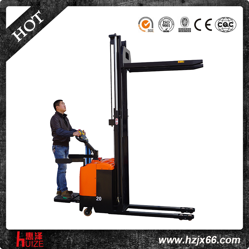 新款全電動(dòng)堆高車 新款全電動(dòng)堆高車